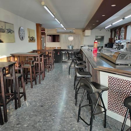 Hostal Efebo 24H Antequera Buitenkant foto
