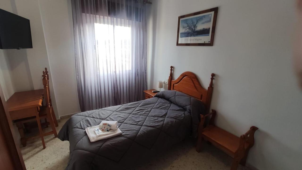Hostal Efebo 24H Antequera Buitenkant foto